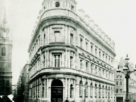 London No 1 Queen Victoria St occupied 1876
